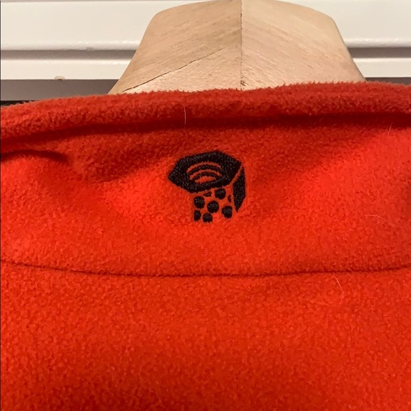 NWOT Mountain Hardware zip up light weight fleece - Picture 5 of 7